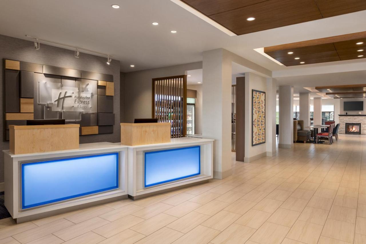 Holiday Inn Express & Suites Denver Airport By Ihg Zewnętrze zdjęcie