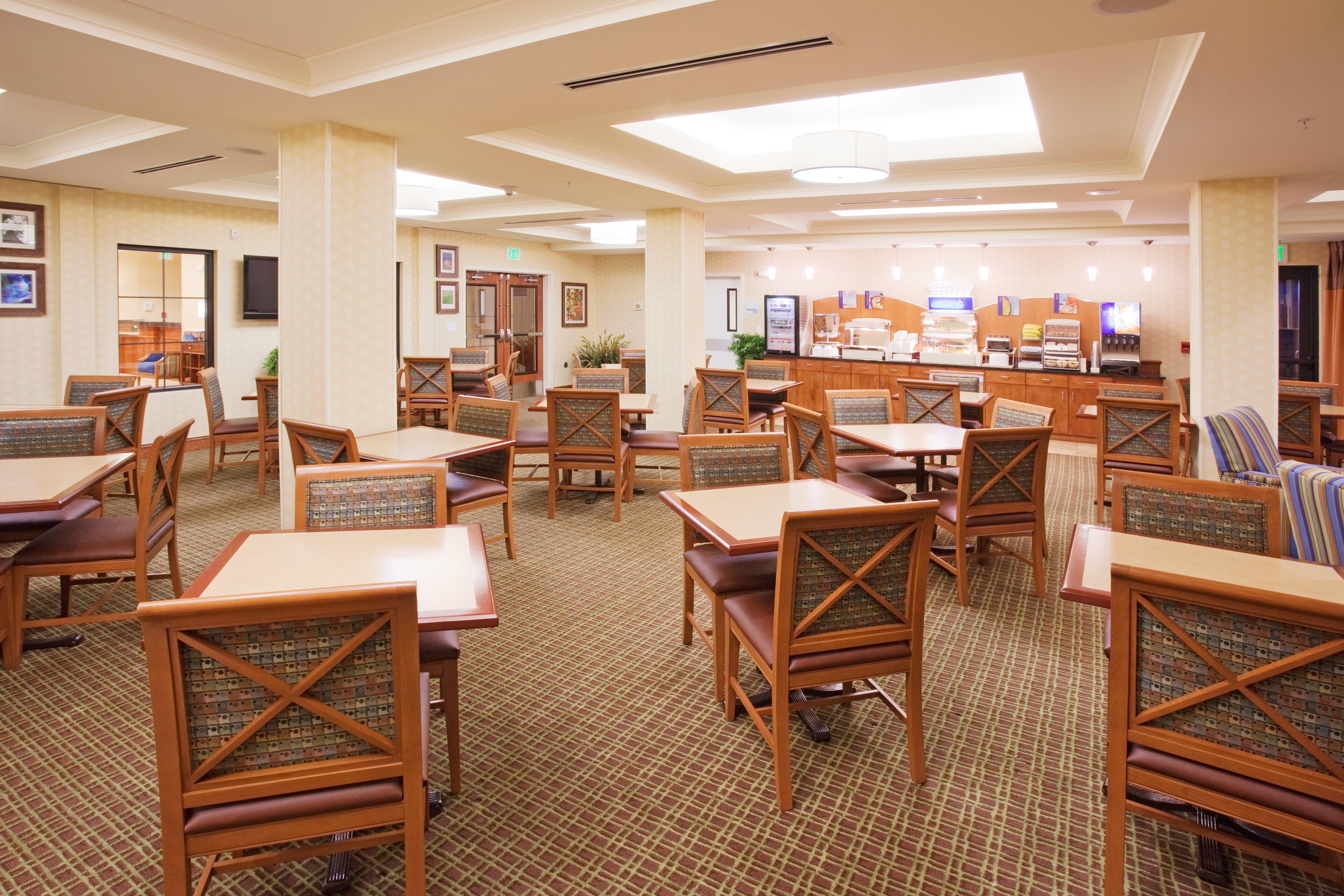 Holiday Inn Express & Suites Denver Airport By Ihg Zewnętrze zdjęcie