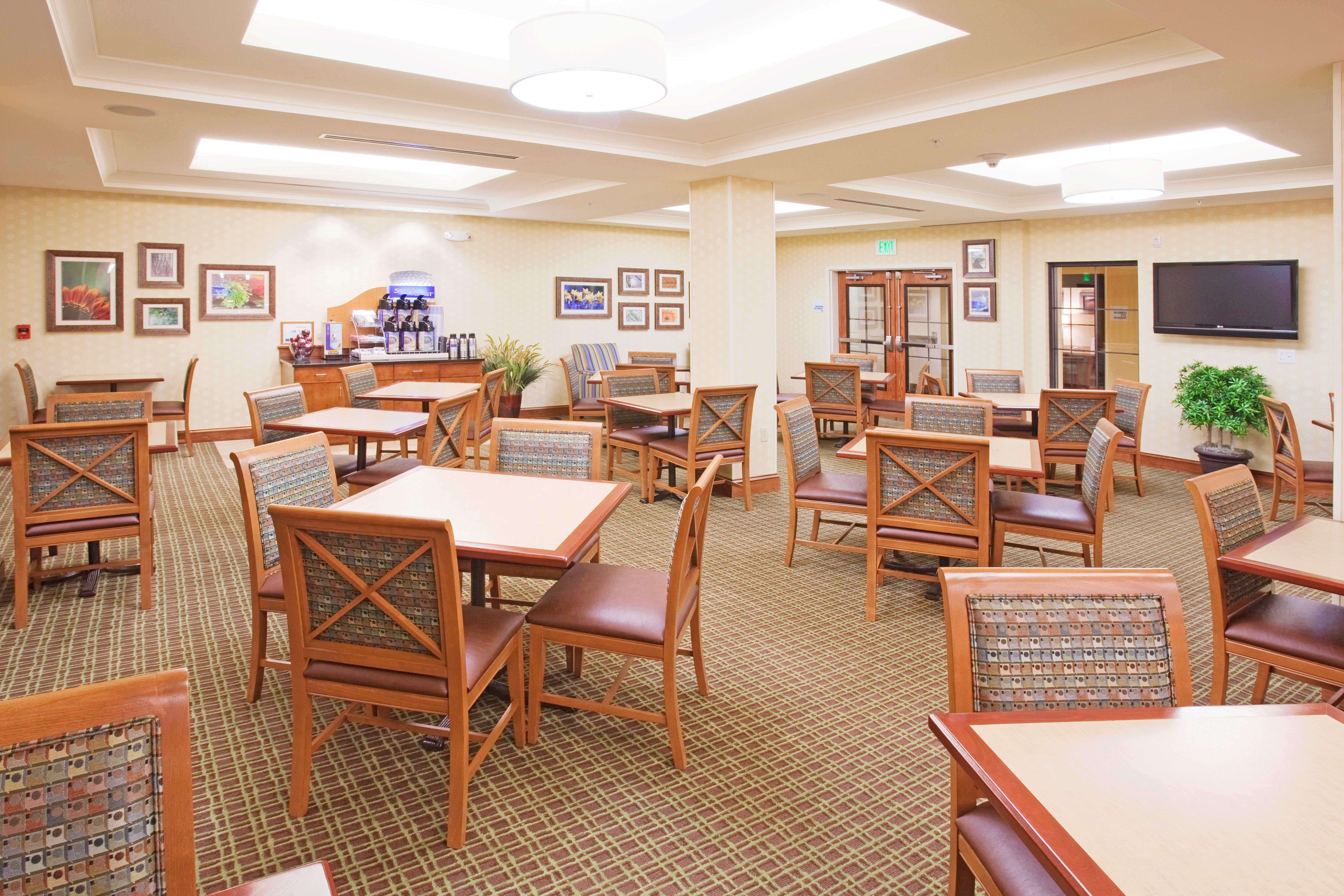 Holiday Inn Express & Suites Denver Airport By Ihg Zewnętrze zdjęcie